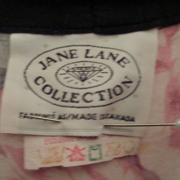 1980's vintage floral blazer, black with pink roses Size 8 - Picture 3 of 8